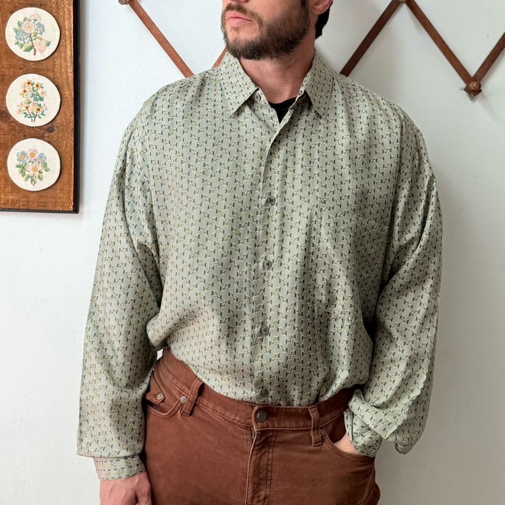 Vintage 90s Silk Geometric Patterned Button Up Shirt